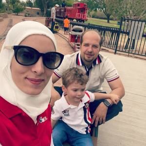 Meet your Posher, Marah